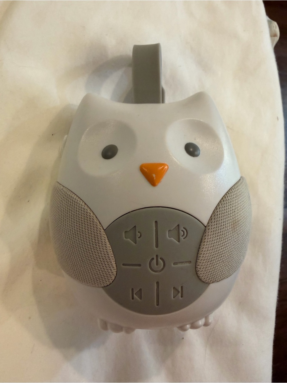 Skip Hop Owl Soother in Gray and Orange - / sound machine
